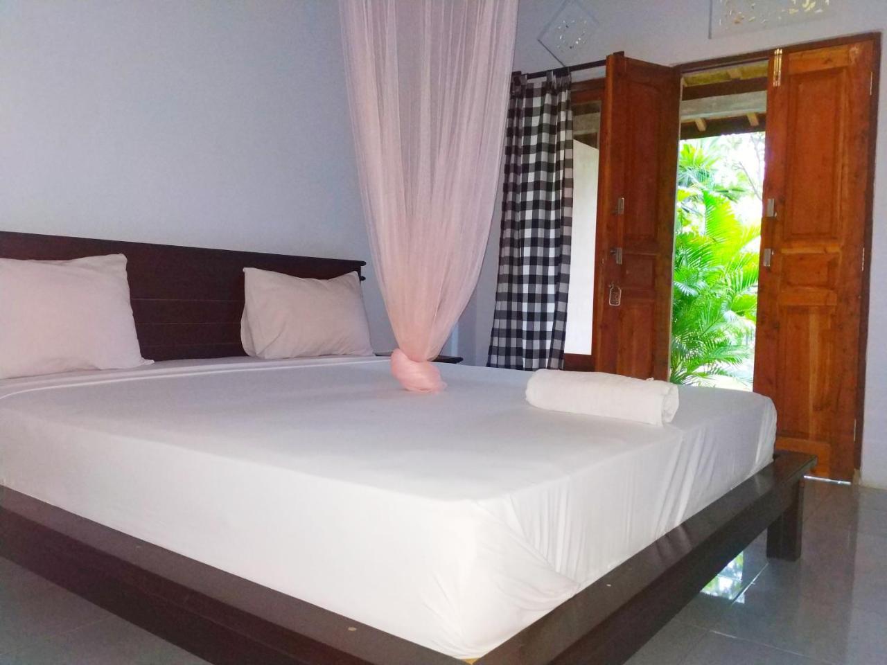 Angga Guest House Pemuteran Exterior foto